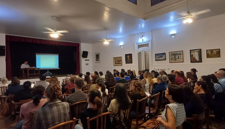 La Biblioteca Provincial realizó lecturas de autores entrerrianos en Gualeguaychú