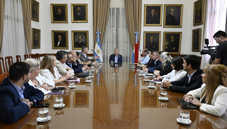 Frigerio analizó prioridades de gestión con diputados de Juntos por Entre Ríos