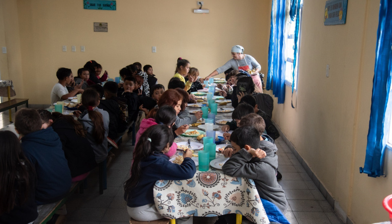 Continúa la capacitación para cocineros de comedores escolares
